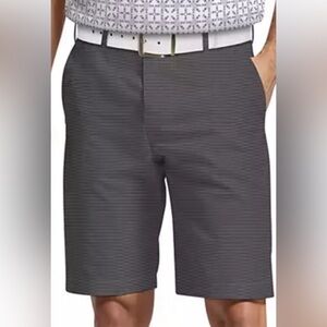 Golf Shorts with active waistband, size 42
From Macy’s